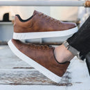 Sapatos casuais mocassins tênis de couro britânico apartamentos sapatos clássicos masculinos sapatos de couro primavera verão novos mocassins de designer na moda