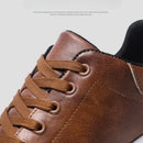 Sapatos casuais mocassins tênis de couro britânico apartamentos sapatos clássicos masculinos sapatos de couro primavera verão novos mocassins de designer na moda
