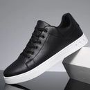 Sapatos casuais mocassins tênis de couro britânico apartamentos sapatos clássicos masculinos sapatos de couro primavera verão novos mocassins de designer na moda
